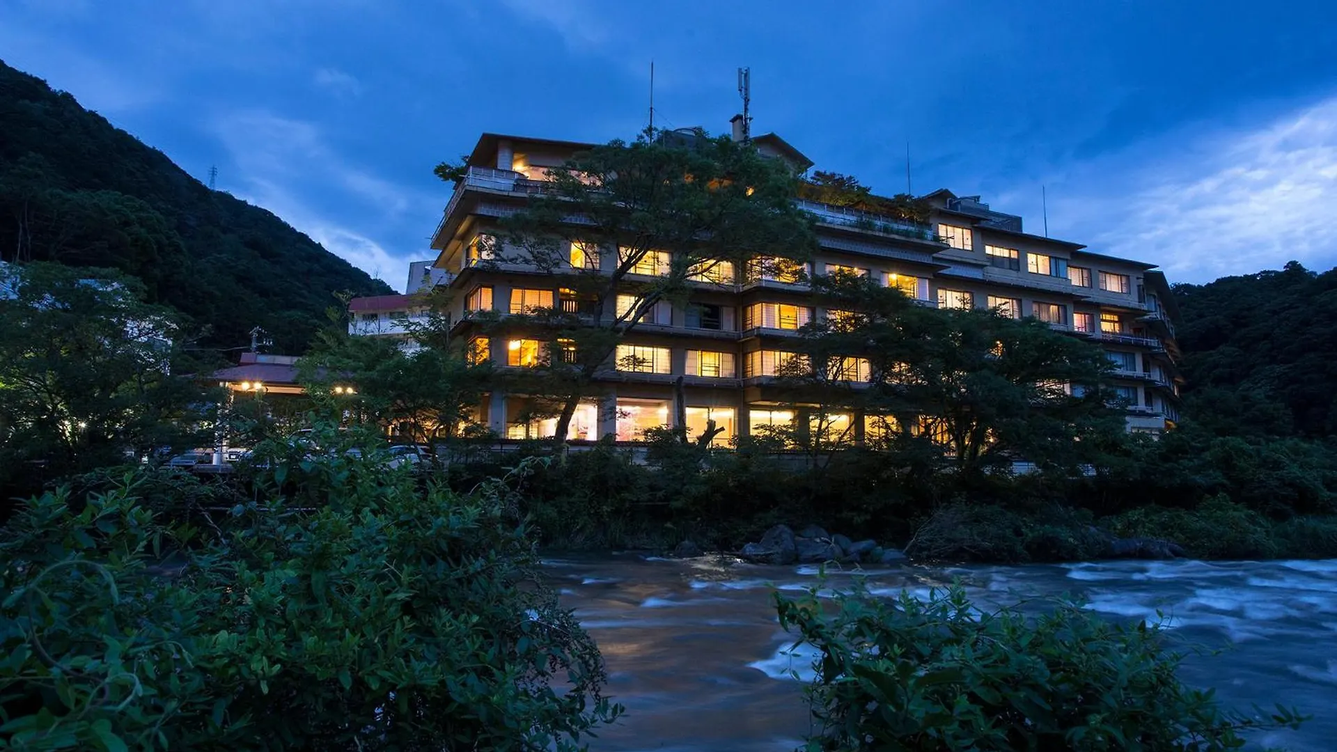 Hakone Yumoto Onsen Hotel Kajikaso Japan